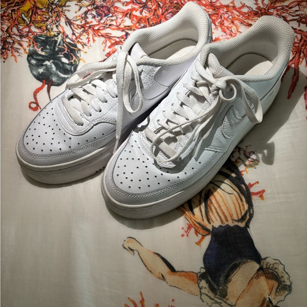 White Nike Air Force 1 platforms